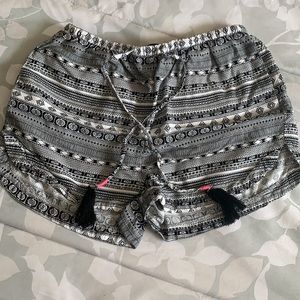 Patterned shorts